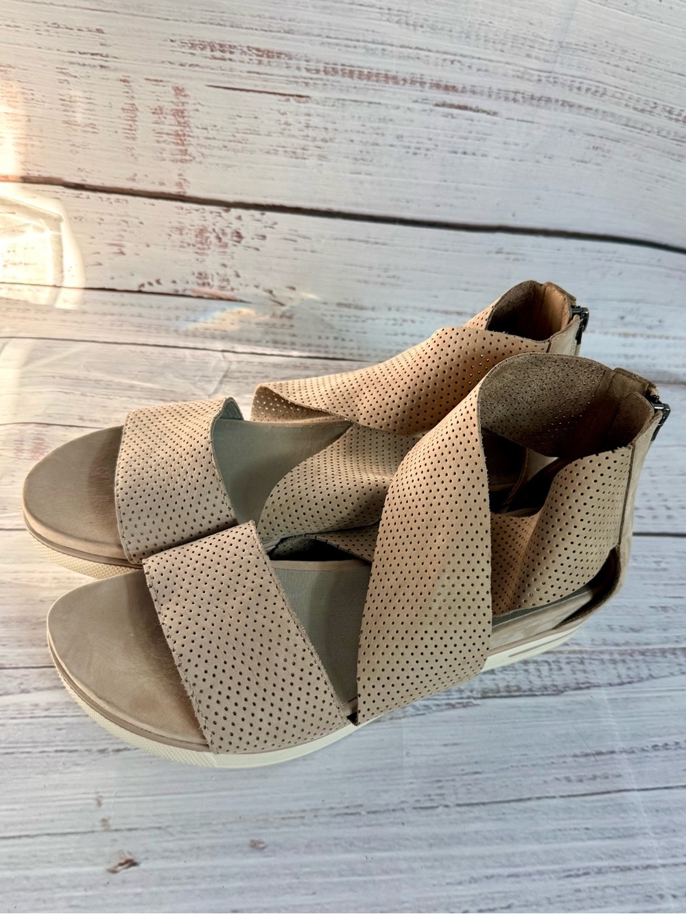 Eileen Fisher Womens Sport 3 Sneaker Sandal Barley nubuck leather zip up back